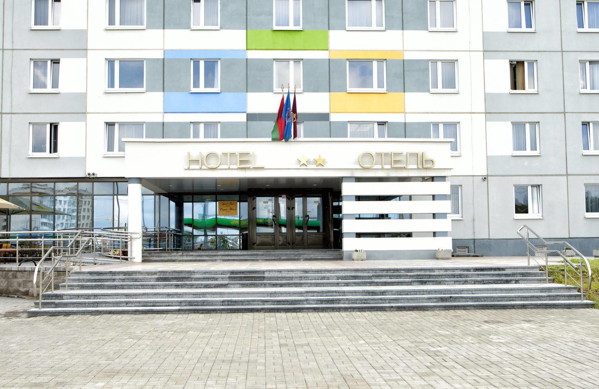 Sport Time Hotel Мінськ Екстер'єр фото