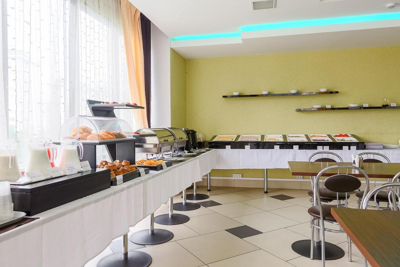 Sport Time Hotel Мінськ Екстер'єр фото